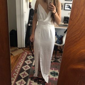 Chic & Simple Wedding Dress